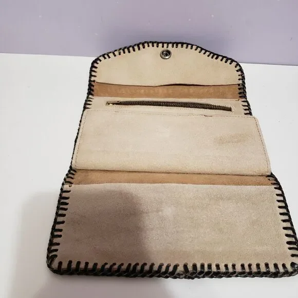 Handmade Leather Trifold Women's Wallet 7" - Picture 7 of 11